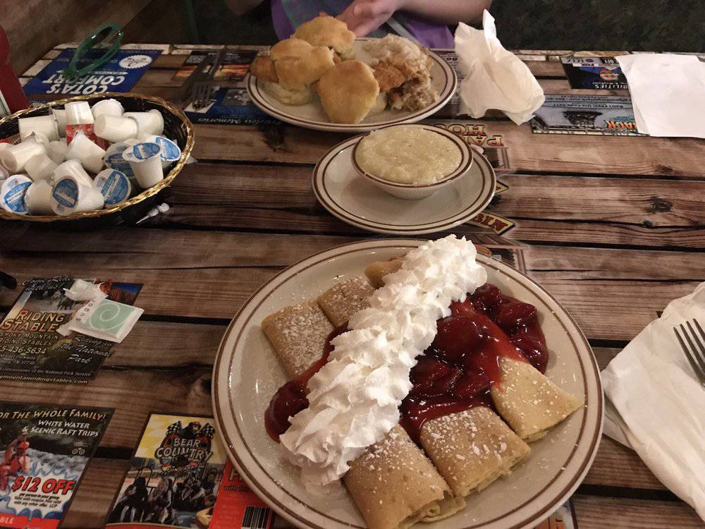 Log Cabin Pancake House of Gatlinburg
