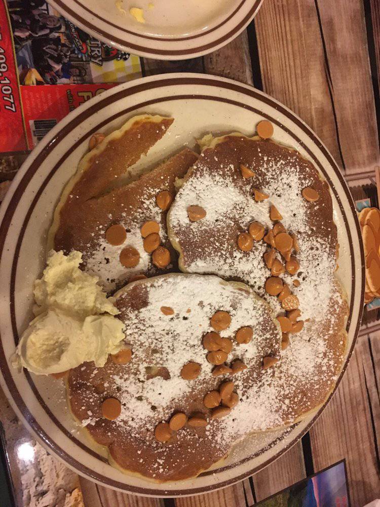 Log Cabin Pancake House of Gatlinburg