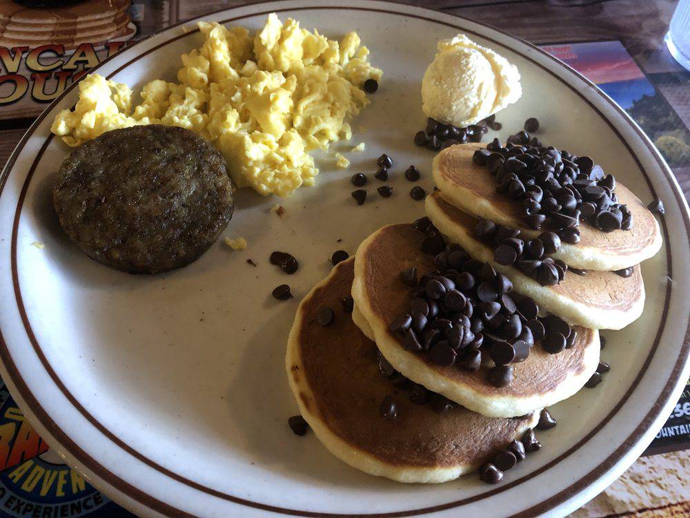 Log Cabin Pancake House of Gatlinburg
